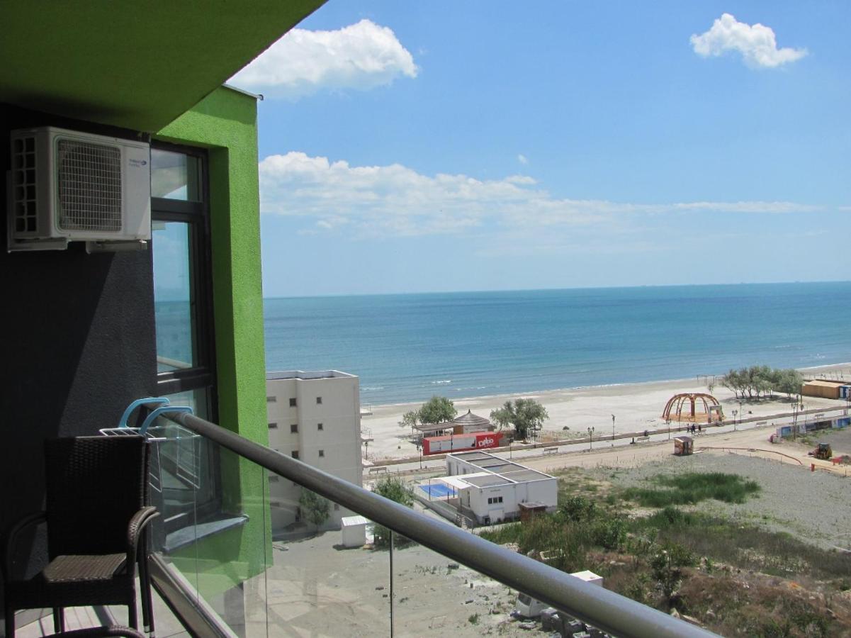 Apartamente Azzurro On The Beach 那沃达利 外观 照片